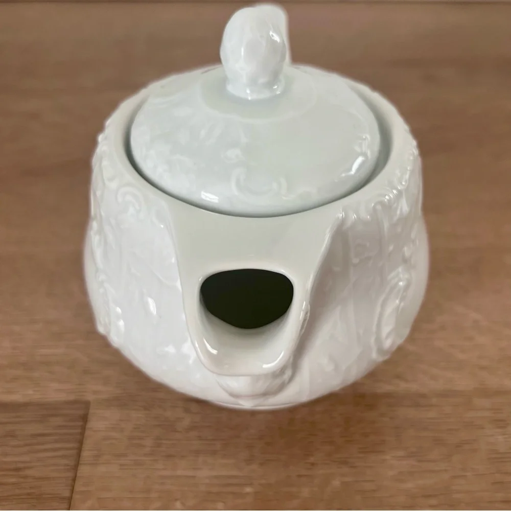 Rosenthal Germany Classic‎ Rose Collection Teapot Sanssouci White Embossed 5
